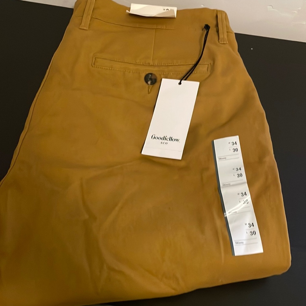 Chinos